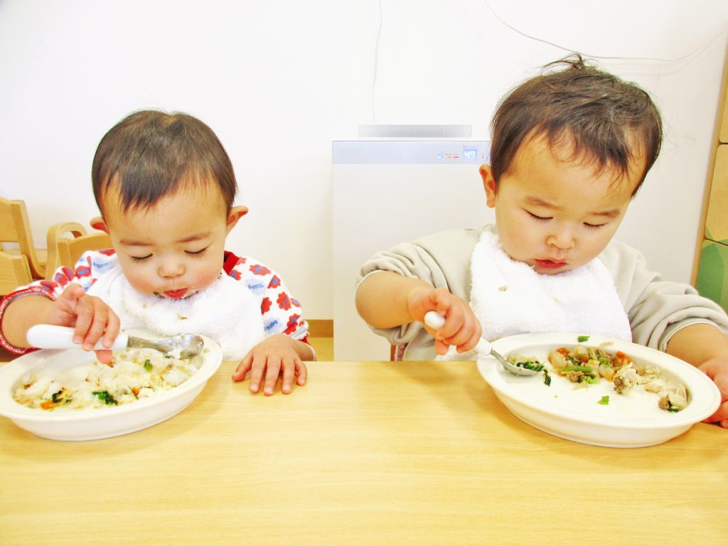 いたやど小規模保育園ことり 給食